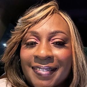 Meet your Posher, Rita